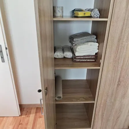 Pro 2 Osoby, Bukovany B3 * سوكولوف